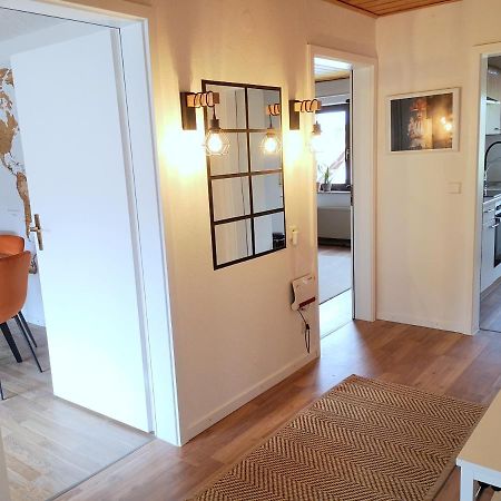 Helle Ferienwohnung mit Balkon, Küche, Parkplatz&Waschmaschine Offenburg Exterior foto