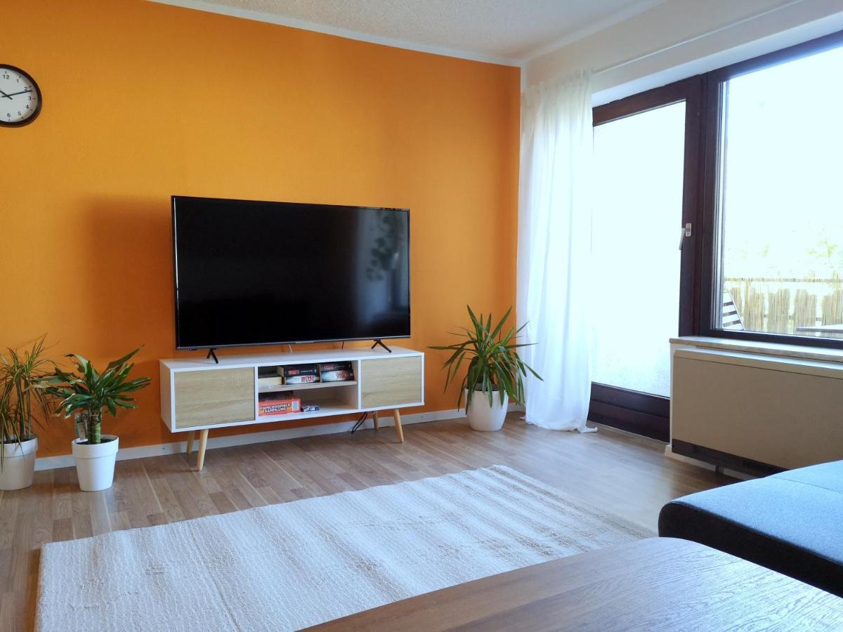 Helle Ferienwohnung mit Balkon, Küche, Parkplatz&Waschmaschine Offenburg Exterior foto